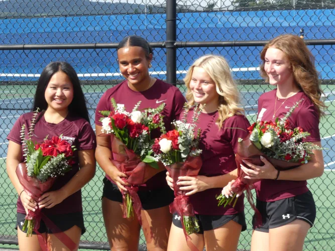 Senior day recognized at Altoona for tennis team